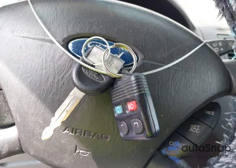 2007 Ford Focus S/Se/Ses z USA, uszkodzony, nr VIN 1FAFP34N67W338545